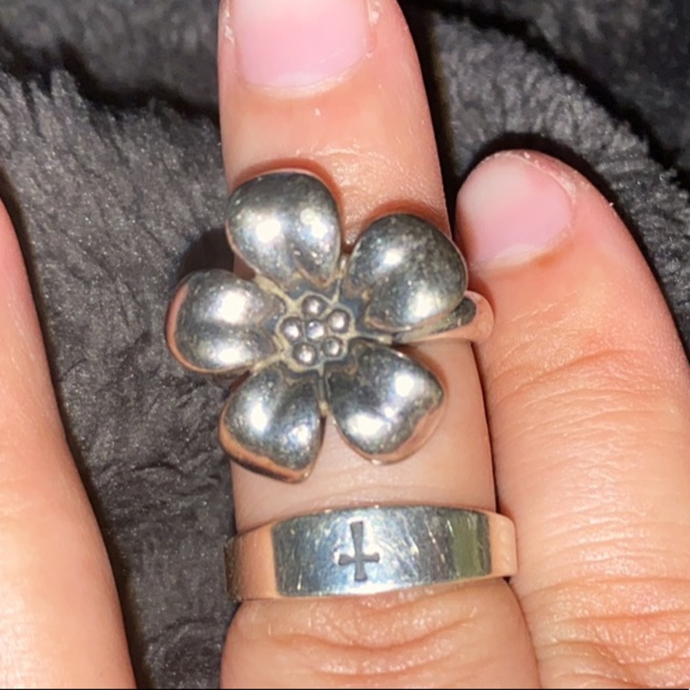 James Avery cross ring